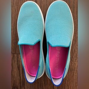 Rothy’s island blue sneakers size 6 discontinued